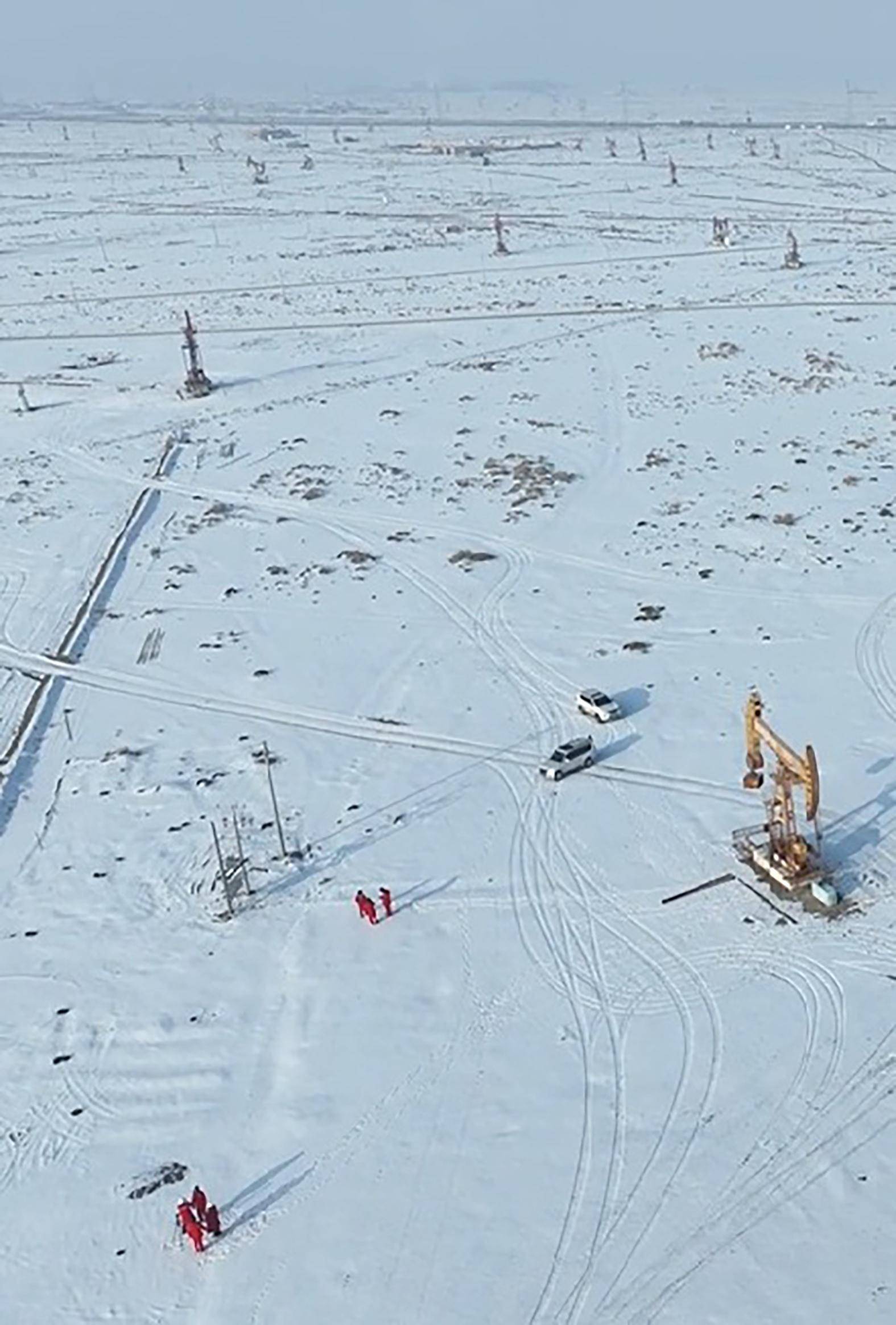 百口泉采油廠超額完成2024年生產任務:鋼板樁生產廠