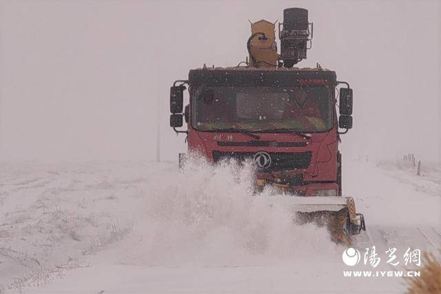 中國(guó)石油長(zhǎng)慶油田采油五廠眾志成城抗擊風(fēng)雪保生產(chǎn)平穩(wěn):鋼板樁生產(chǎn)廠